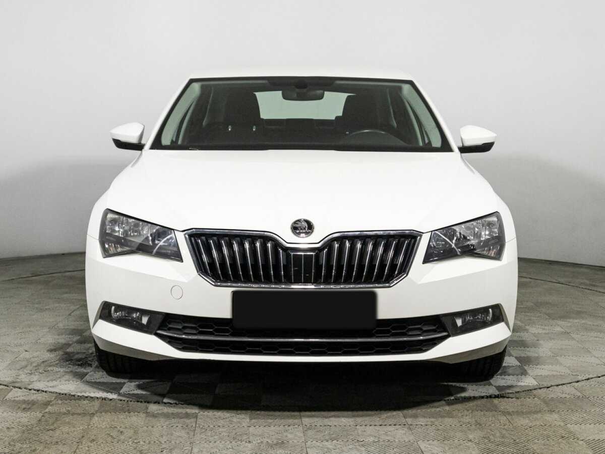 Skoda Superb с пробегом — 2016 год. Фото: #1