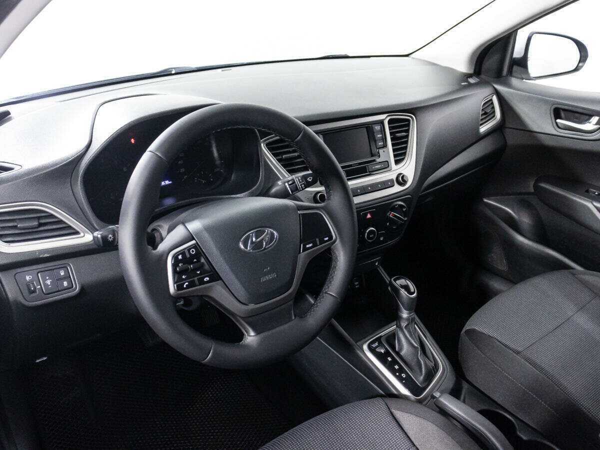 Hyundai Solaris с пробегом — 2021 год. Фото: #10