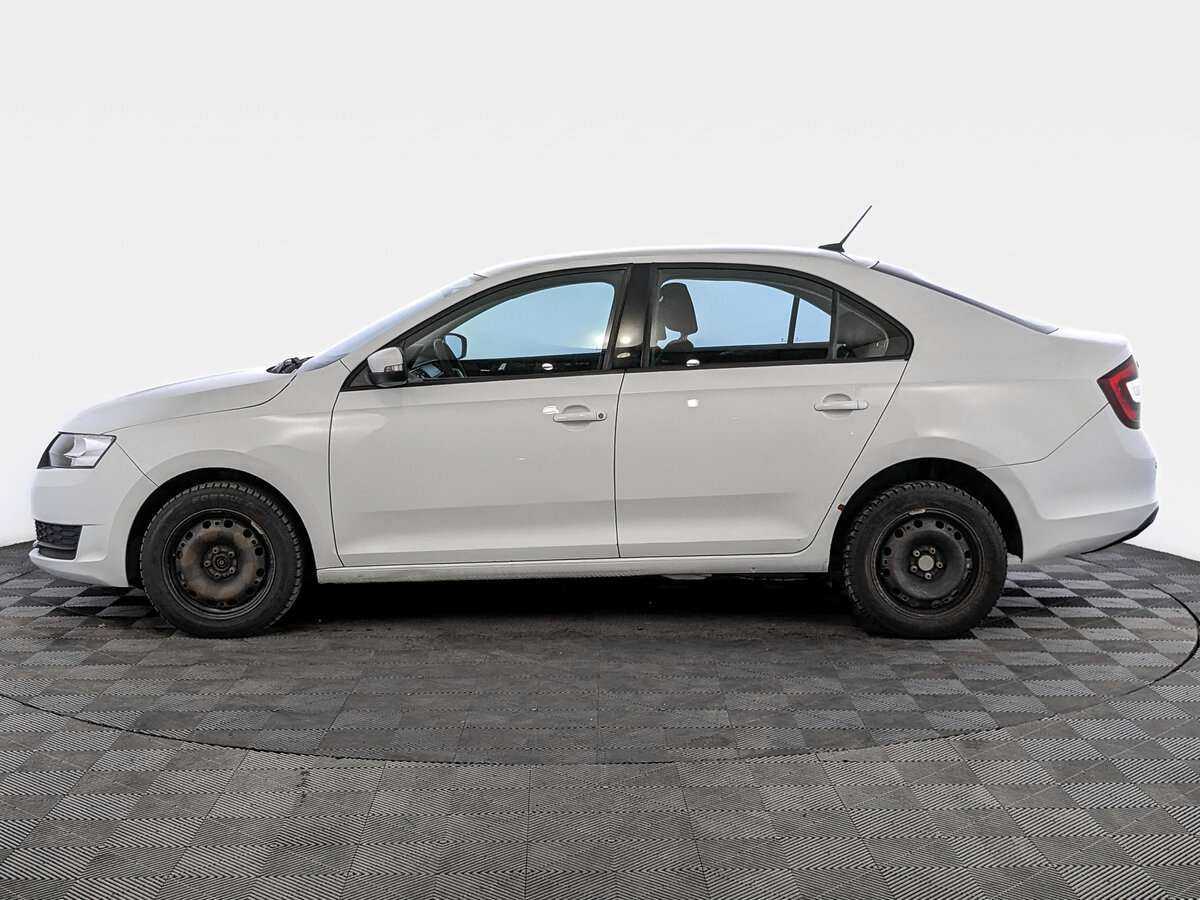 Skoda Rapid с пробегом — 2018 год. Фото: #7