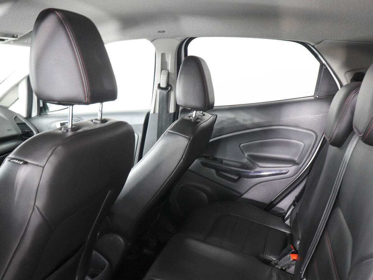 Ford EcoSport с пробегом — 2015 год. Фото: #11