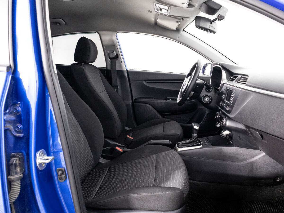 Kia Rio с пробегом — 2020 год. Фото: #9