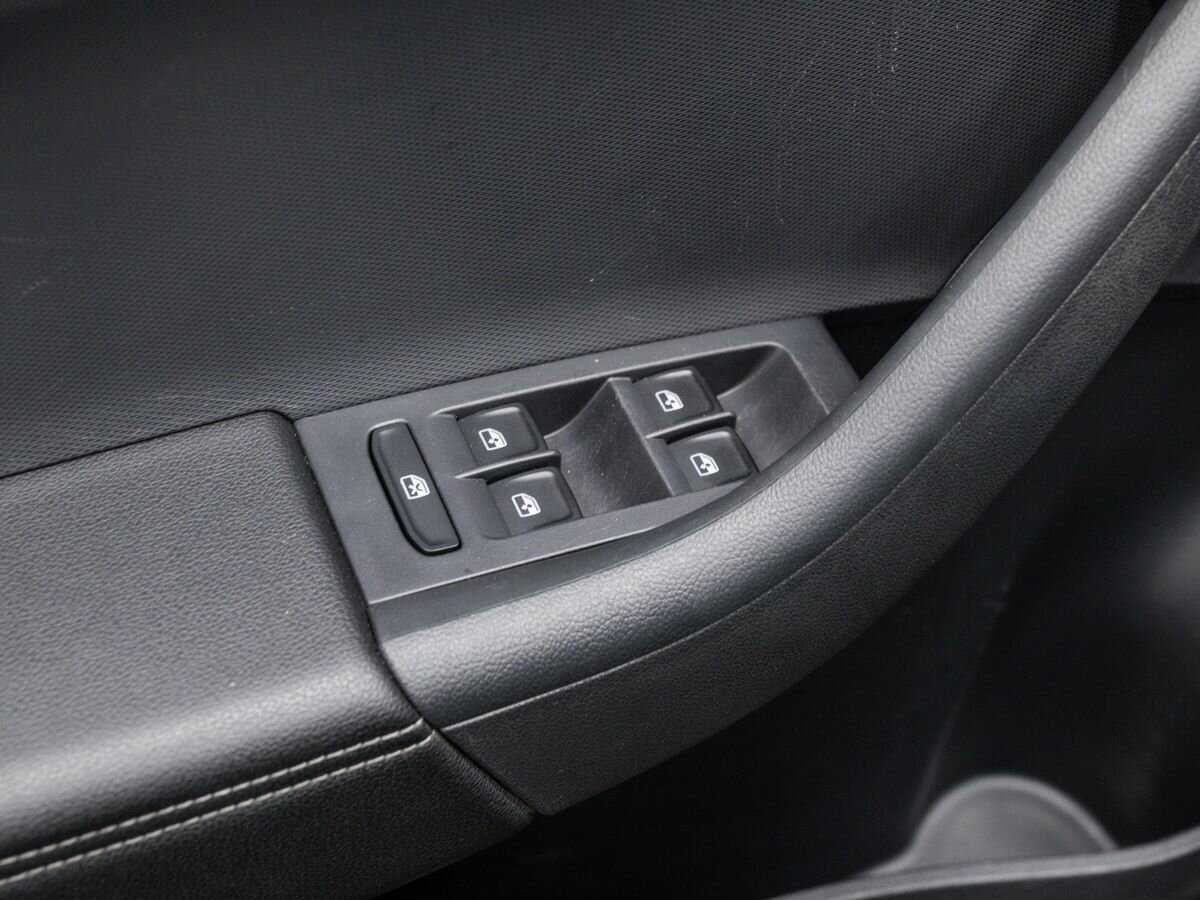 Volkswagen Polo с пробегом — 2021 год. Фото: #15