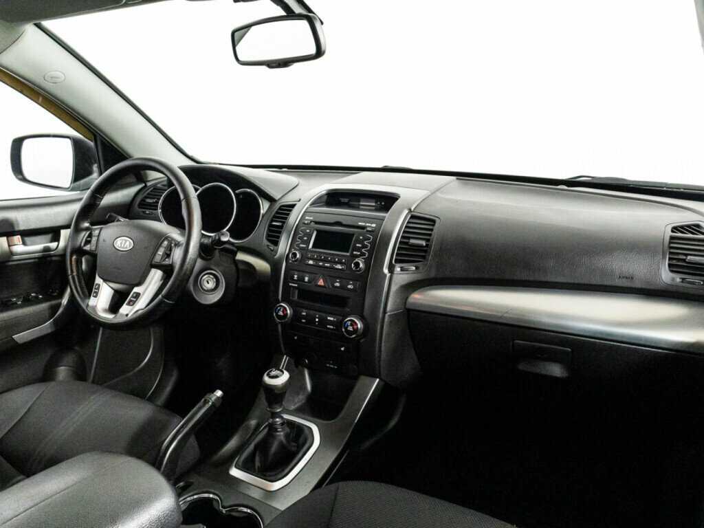 Kia Sorento с пробегом — 2012 год. Фото: #8