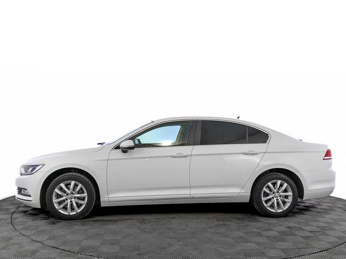 Volkswagen Passat с пробегом — 2019 год. Фото: #7