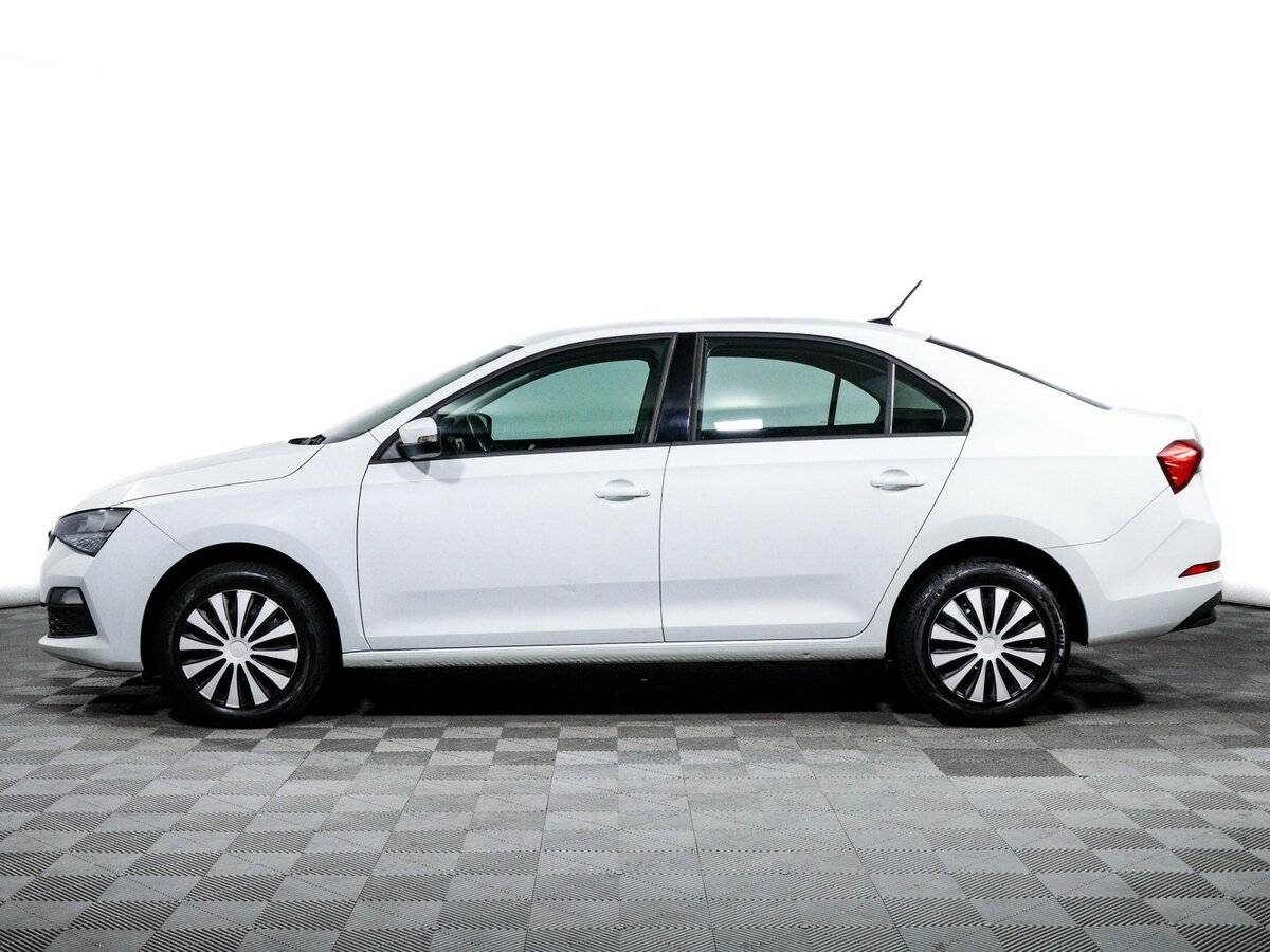 Skoda Rapid с пробегом — 2021 год. Фото: #7