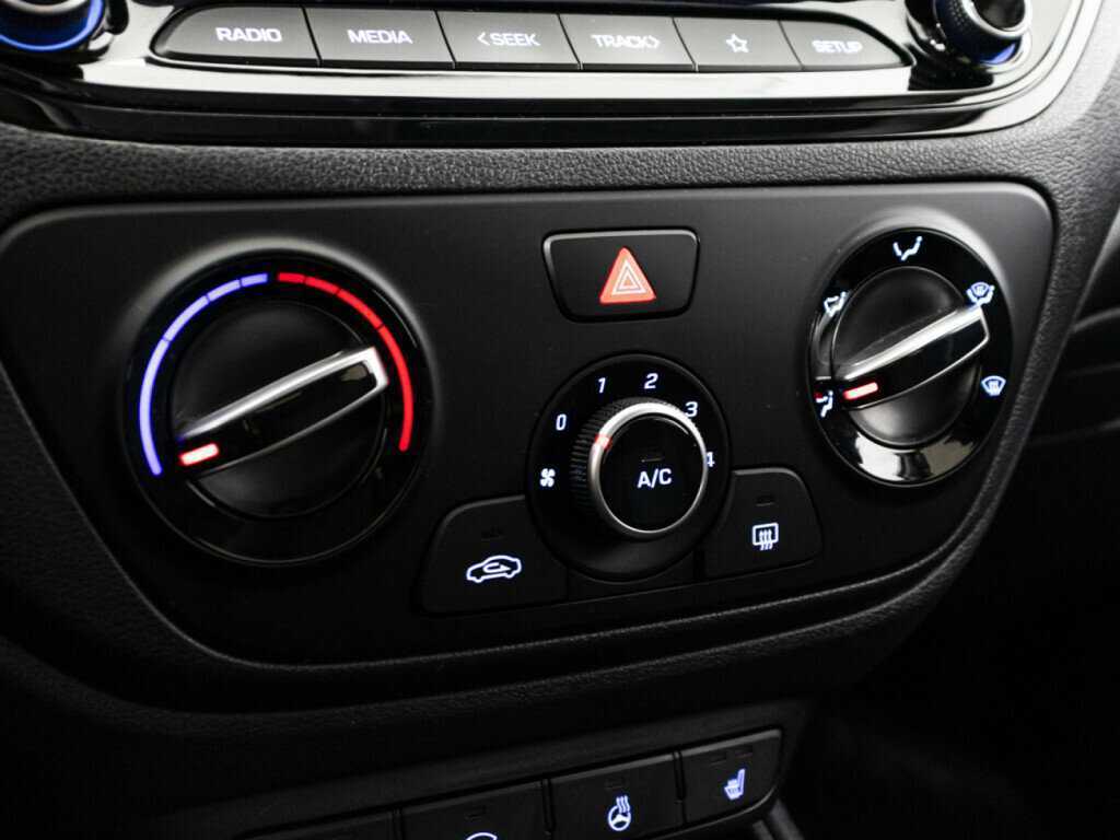 Hyundai Solaris с пробегом — 2020 год. Фото: #17