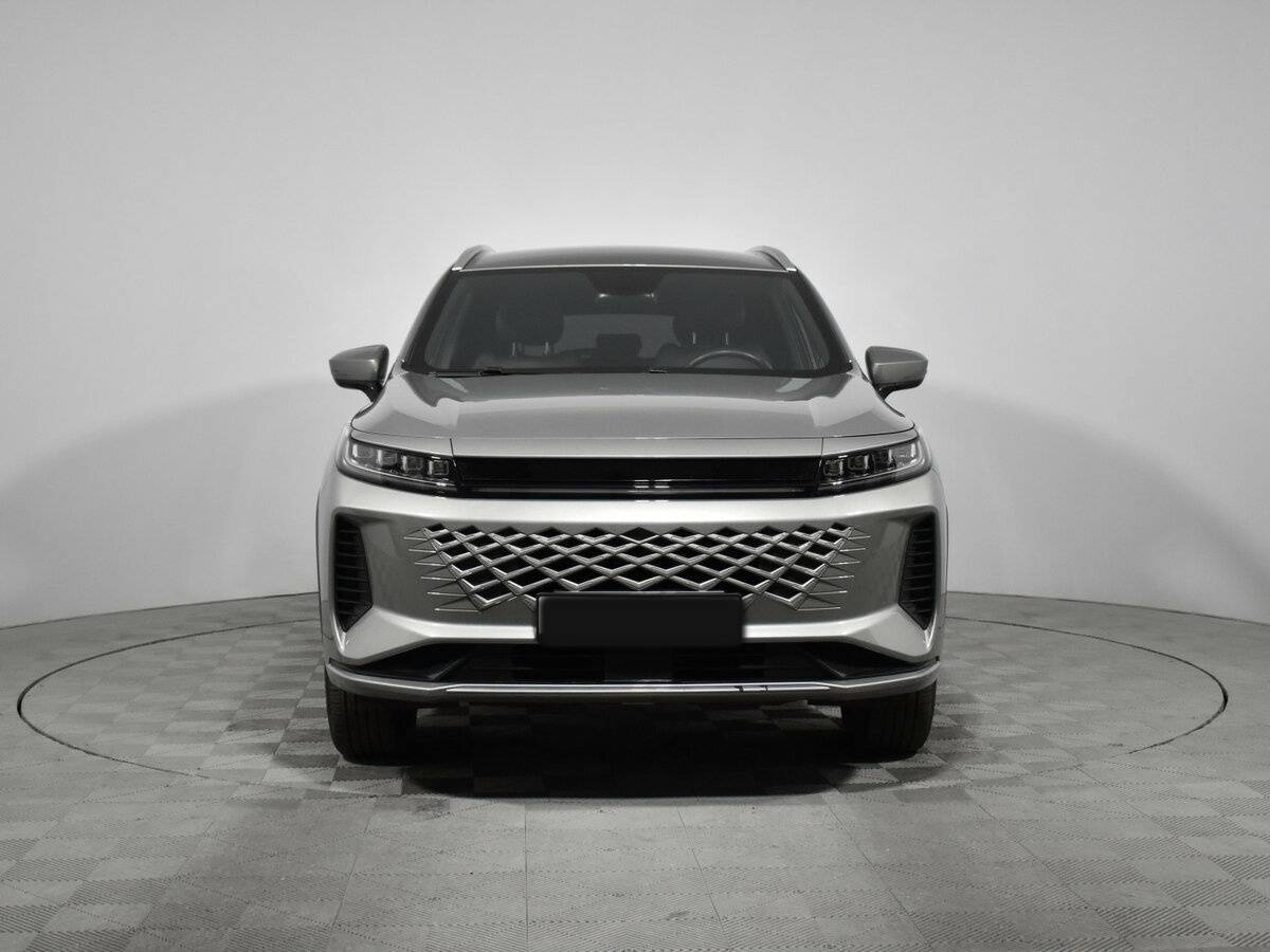 EXEED LX с пробегом — 2024 год. Фото: #1