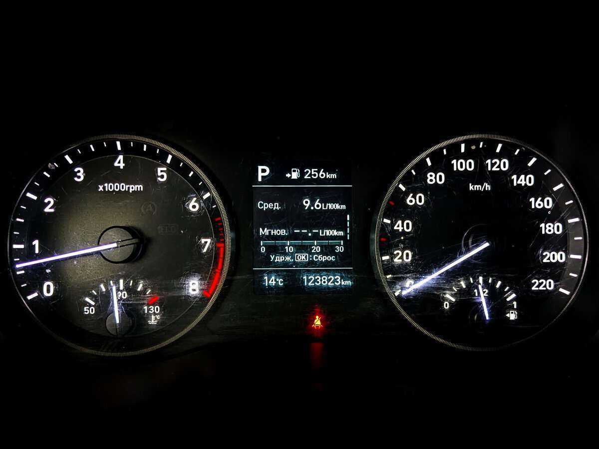 Hyundai Solaris с пробегом — 2018 год. Фото: #12