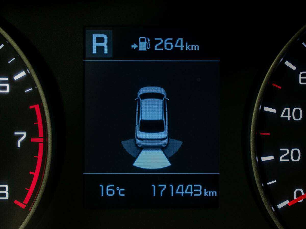 Kia Rio с пробегом — 2017 год. Фото: #12