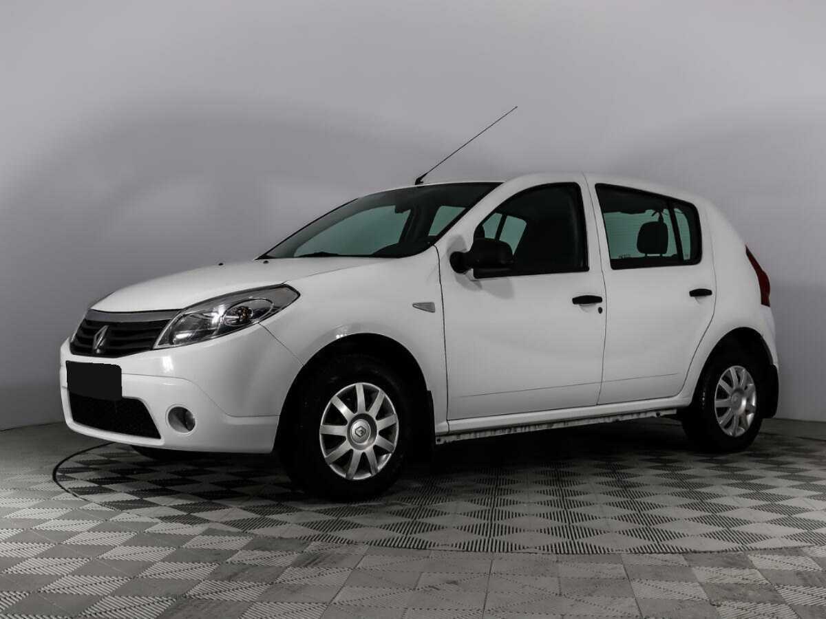 Renault Sandero с пробегом — 2014 год. Фото: #0