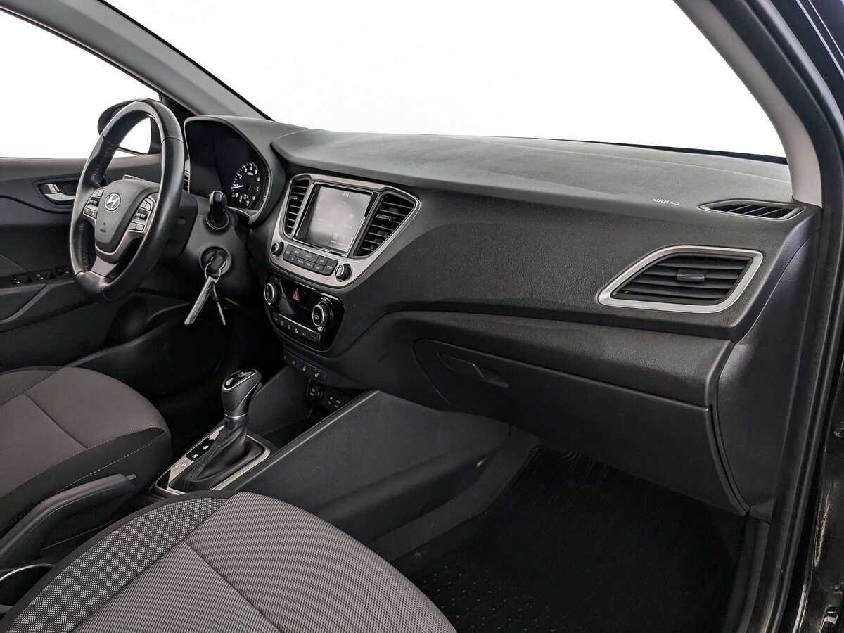 Hyundai Solaris с пробегом — 2019 год. Фото: #8