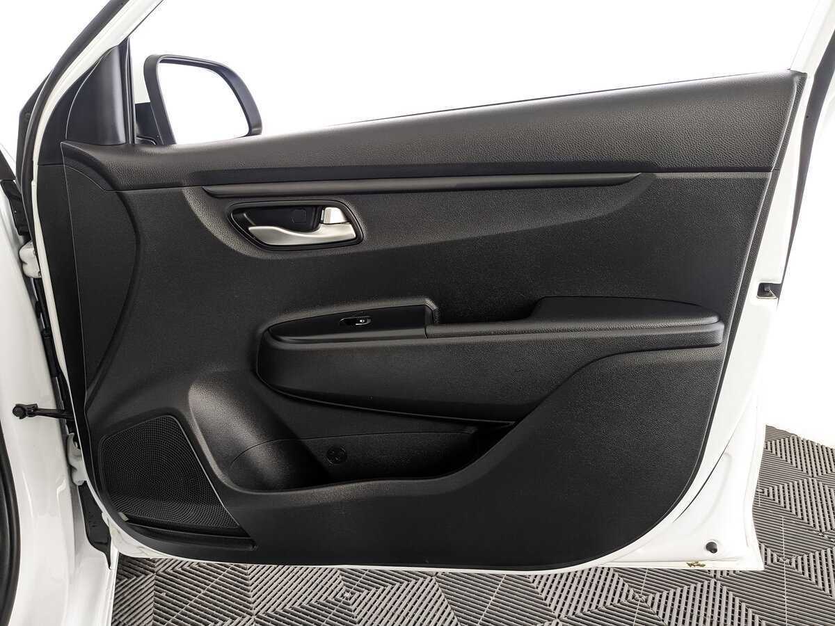 Kia Rio с пробегом — 2020 год. Фото: #19