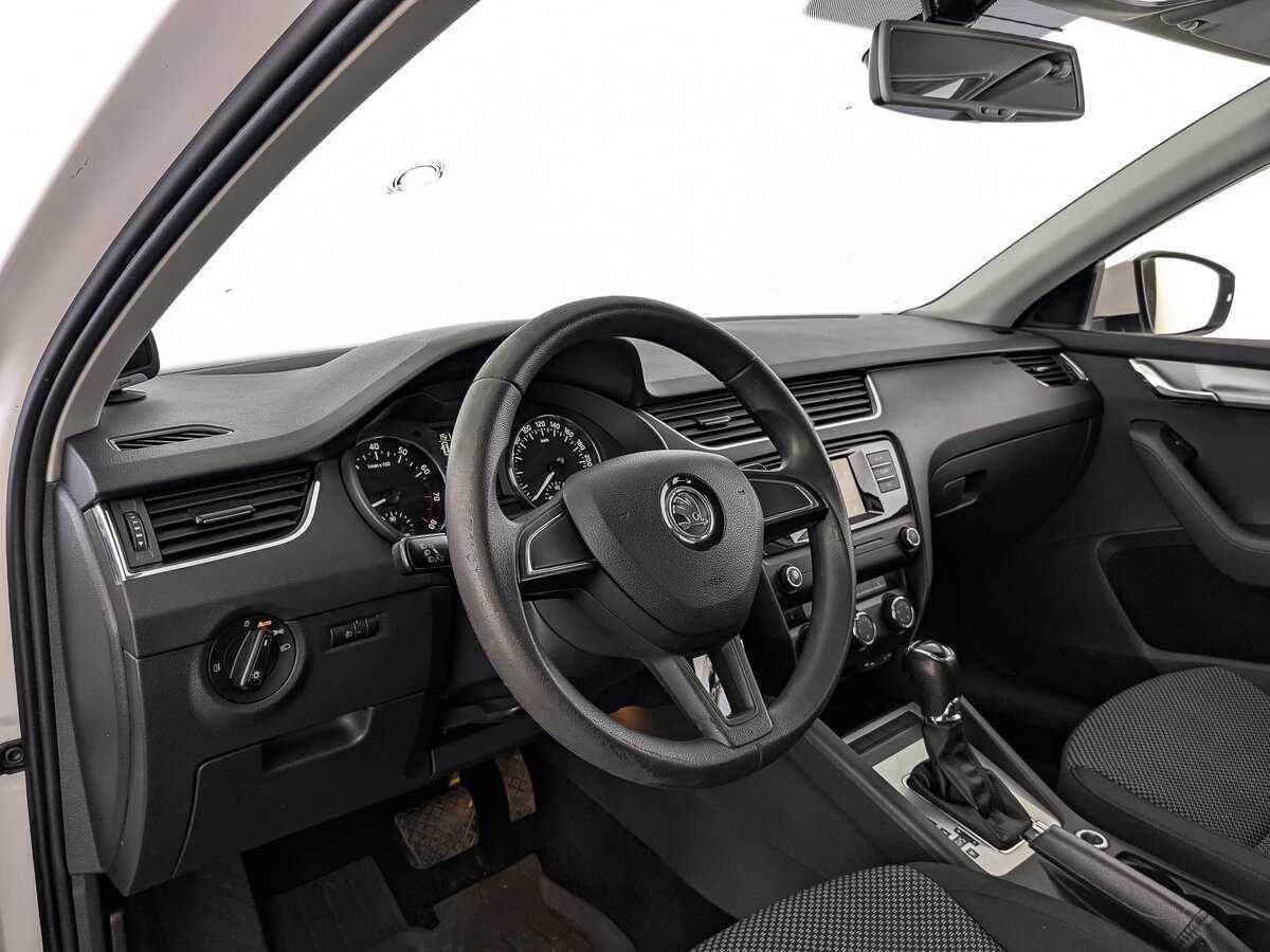 Skoda Octavia с пробегом — 2016 год. Фото: #14