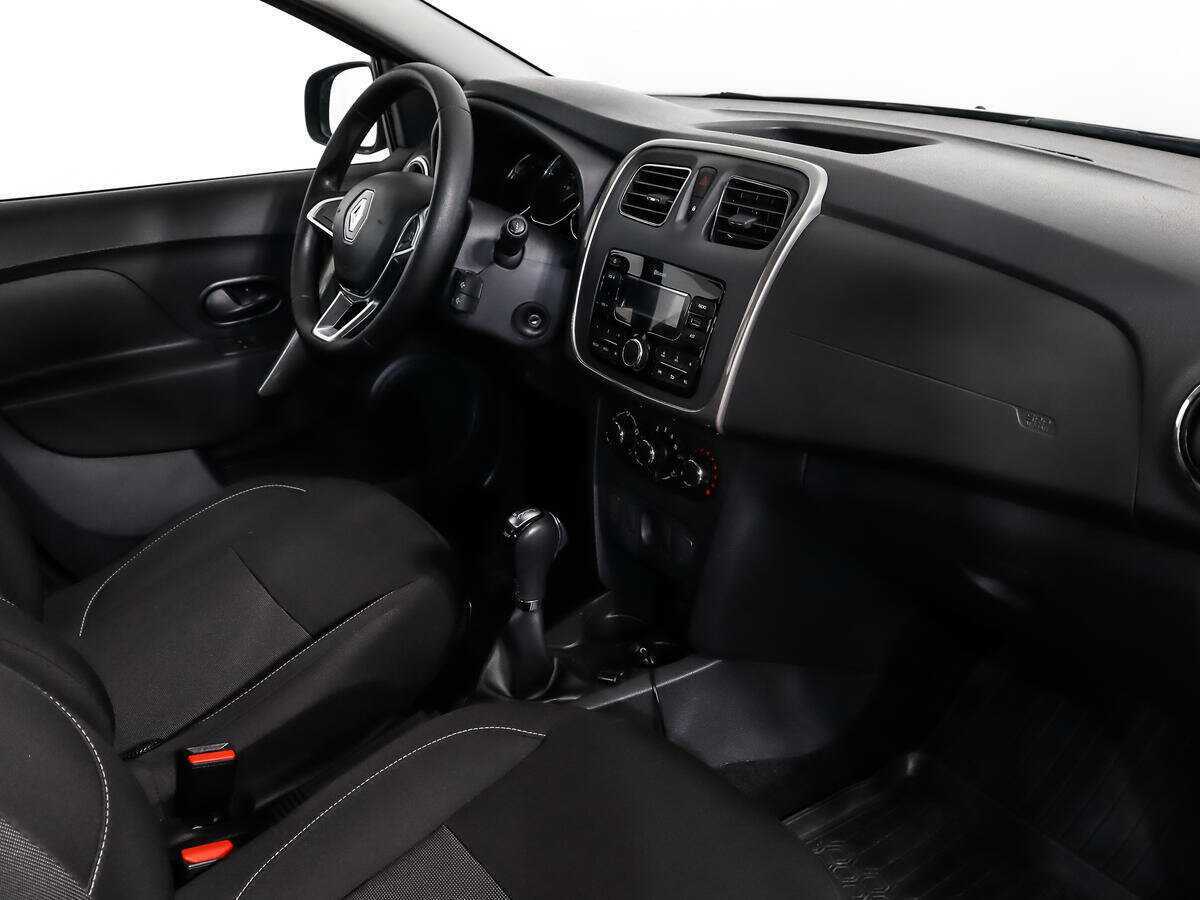 Renault Sandero с пробегом — 2020 год. Фото: #7