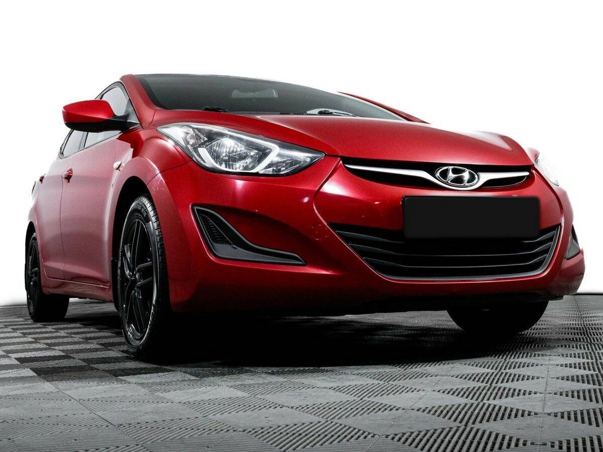 Hyundai Elantra с пробегом — 2015 год. Фото: #17