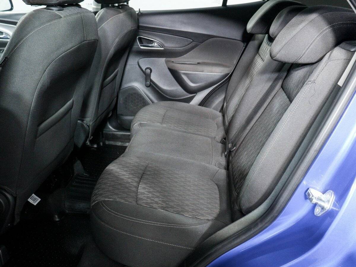 Opel Mokka с пробегом — 2014 год. Фото: #9