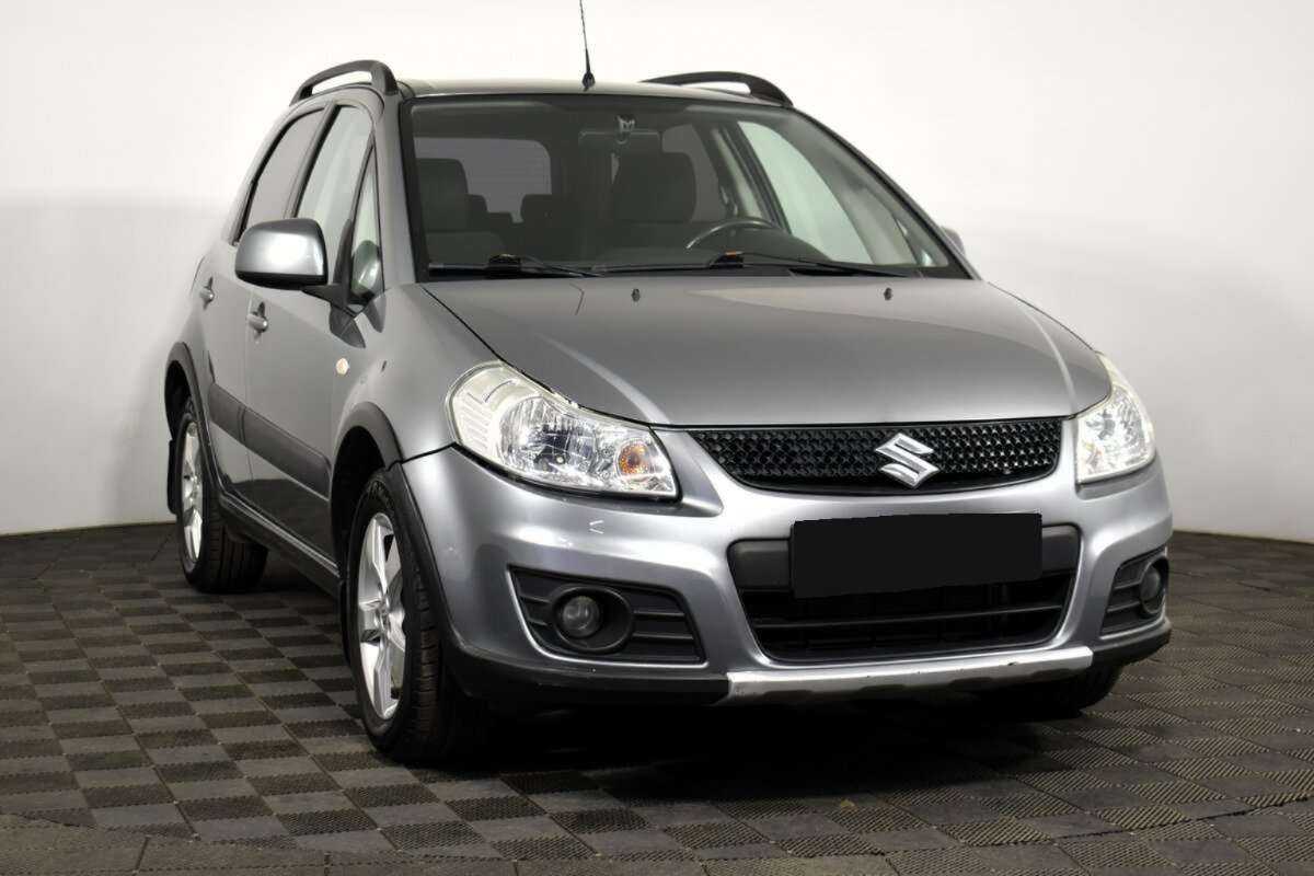 Suzuki SX4 с пробегом — 2013 год. Фото: #2