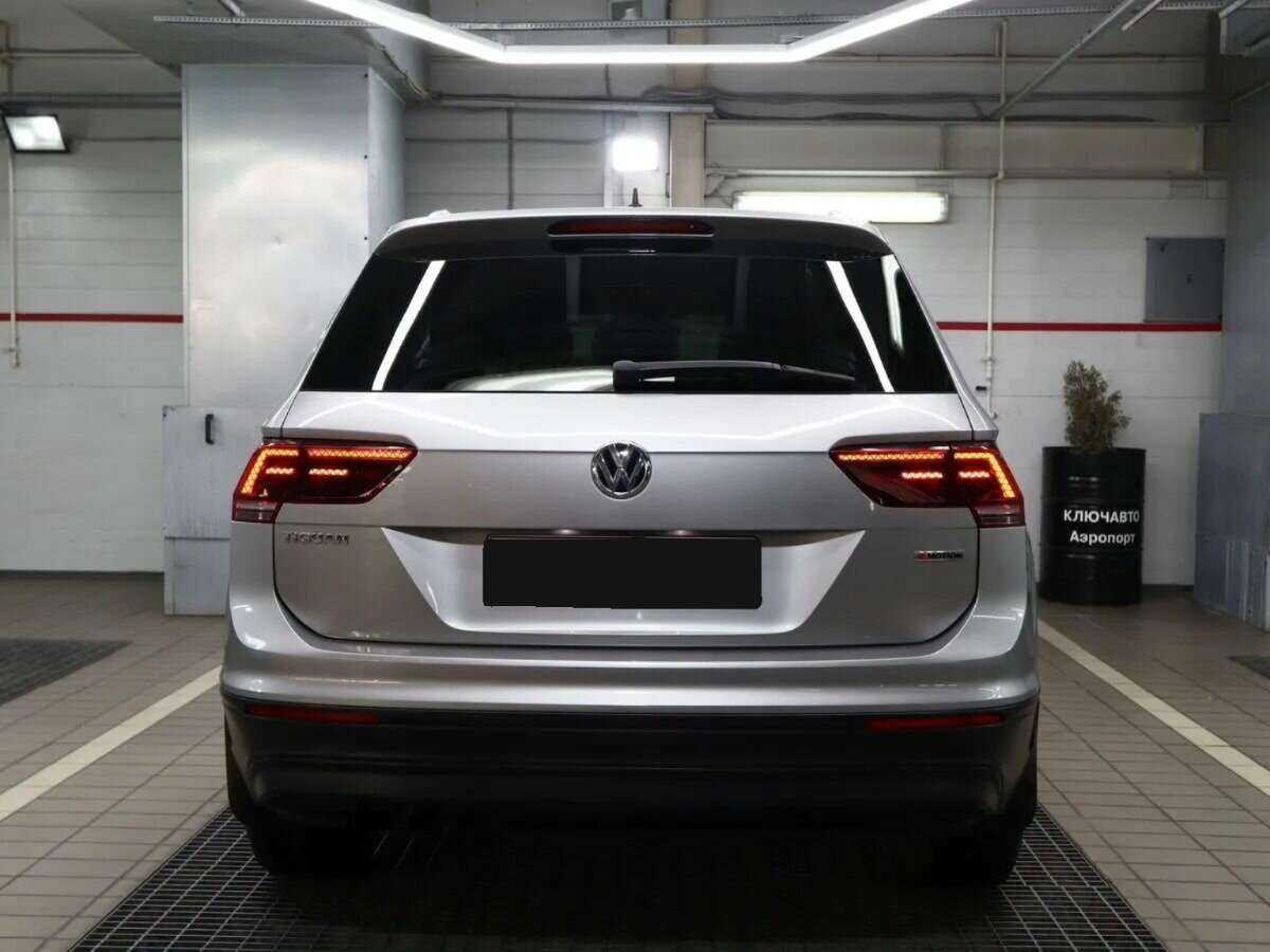 Volkswagen Tiguan с пробегом — 2018 год. Фото: #3