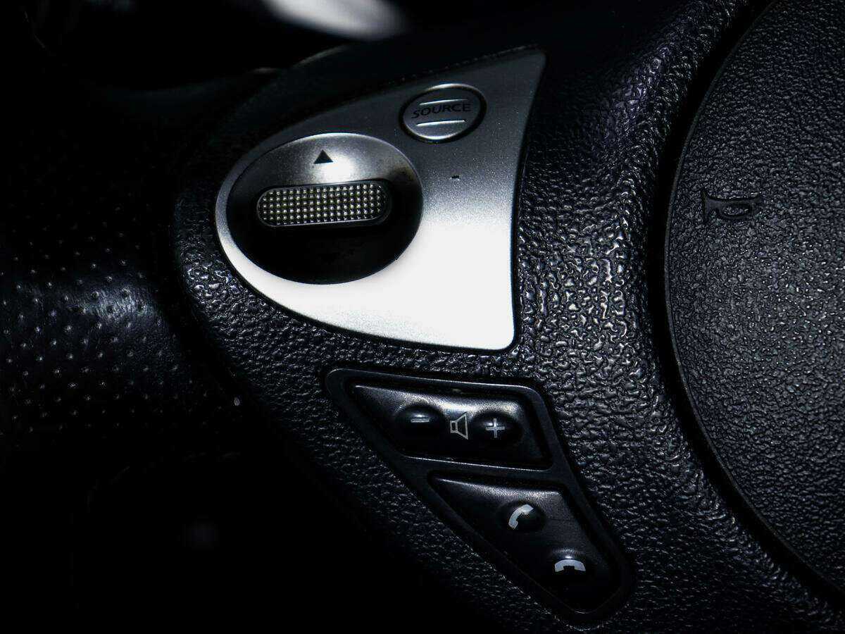Nissan Juke с пробегом — 2012 год. Фото: #16