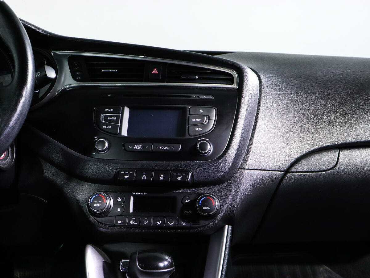 Kia Ceed с пробегом — 2017 год. Фото: #10