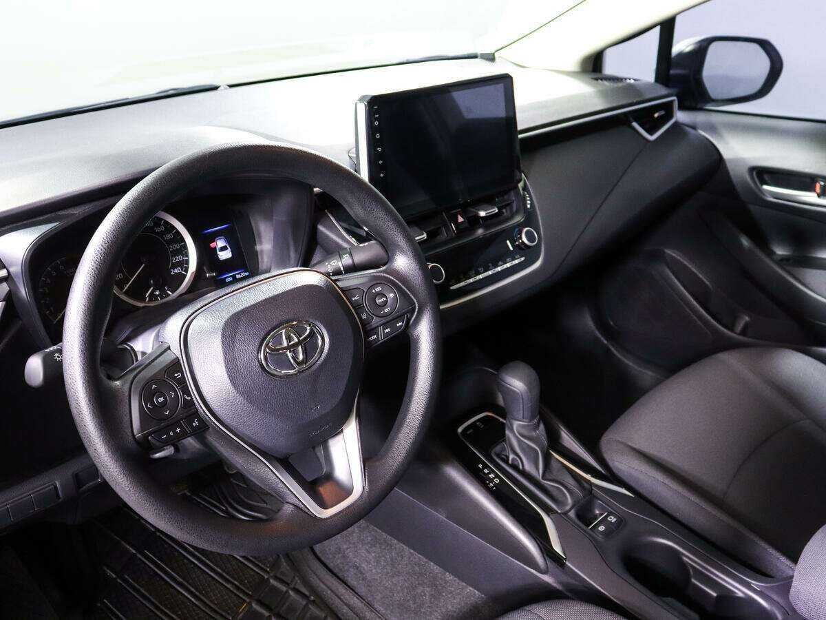 Toyota Corolla с пробегом — 2022 год. Фото: #13