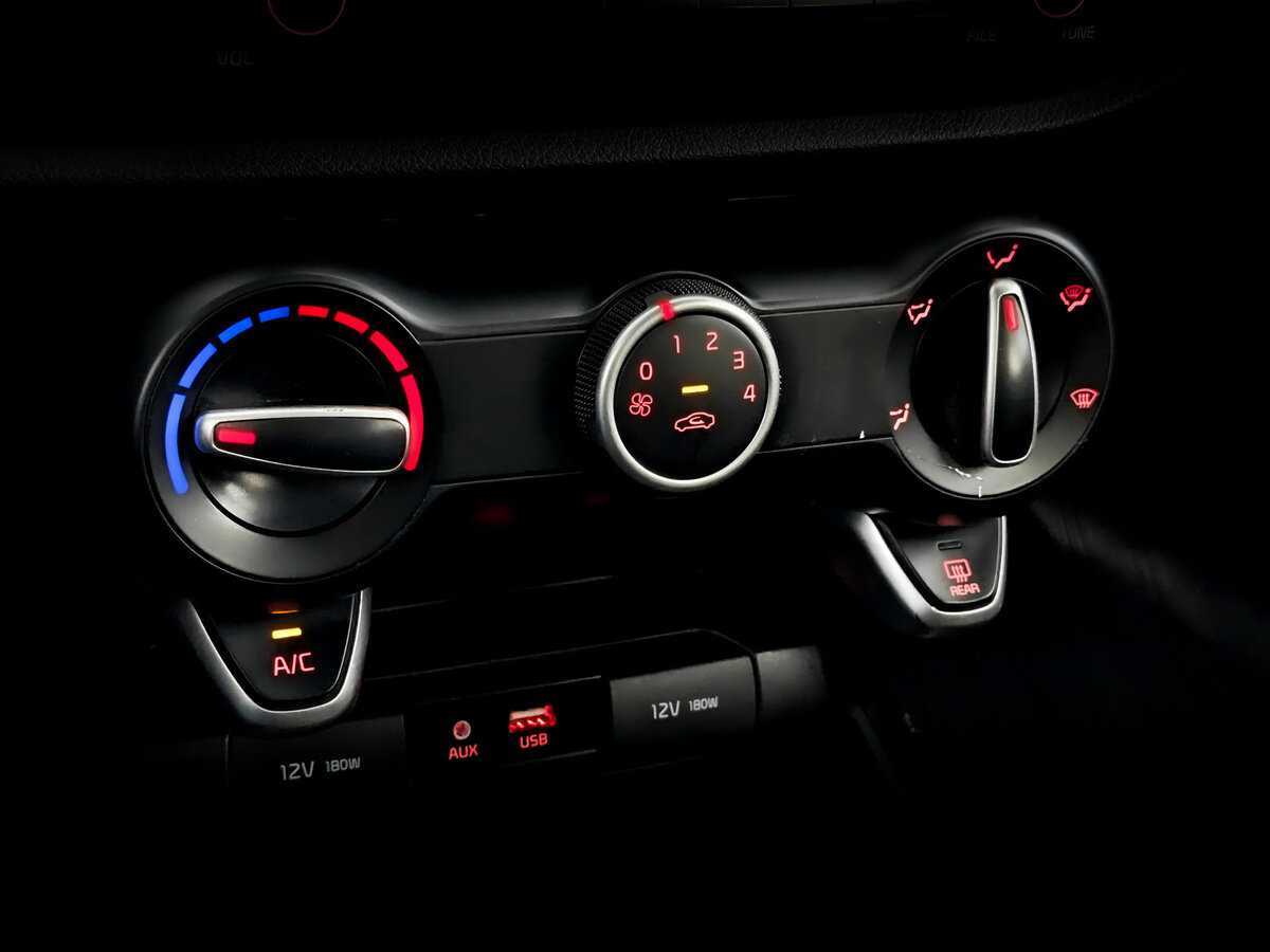 Kia Rio с пробегом — 2020 год. Фото: #22