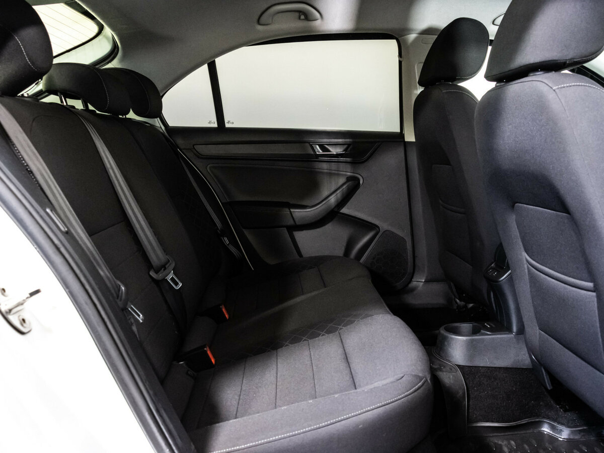 Skoda Rapid с пробегом — 2020 год. Фото: #13