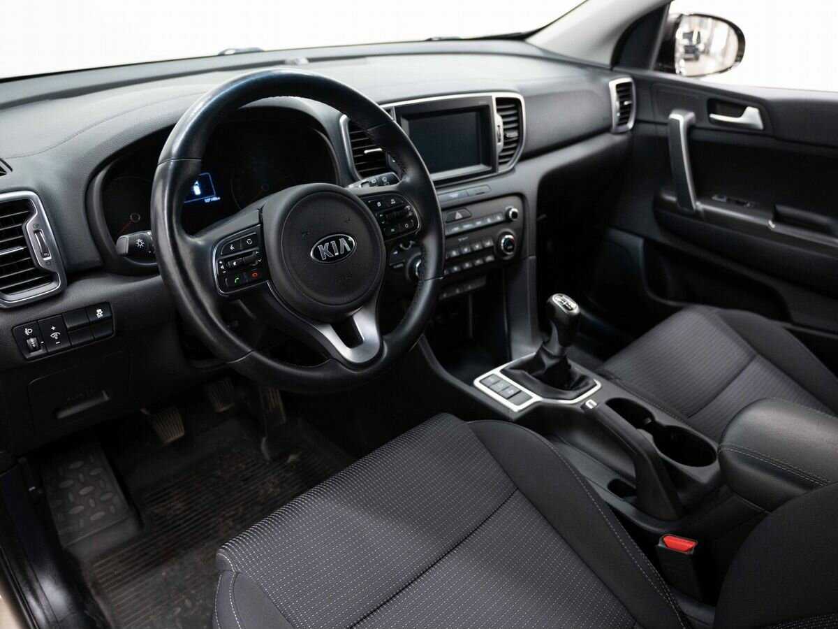 Kia Sportage с пробегом — 2017 год. Фото: #6
