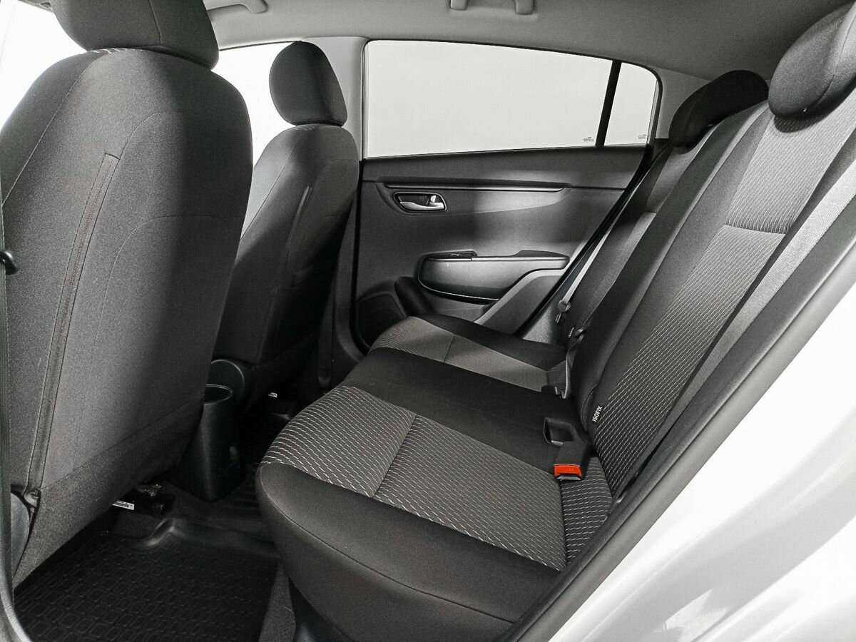 Kia Rio с пробегом — 2020 год. Фото: #9