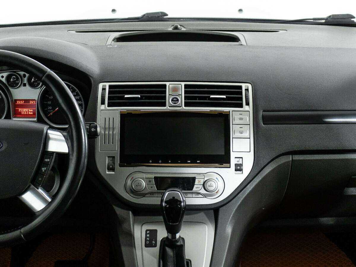 Ford Kuga с пробегом — 2012 год. Фото: #13