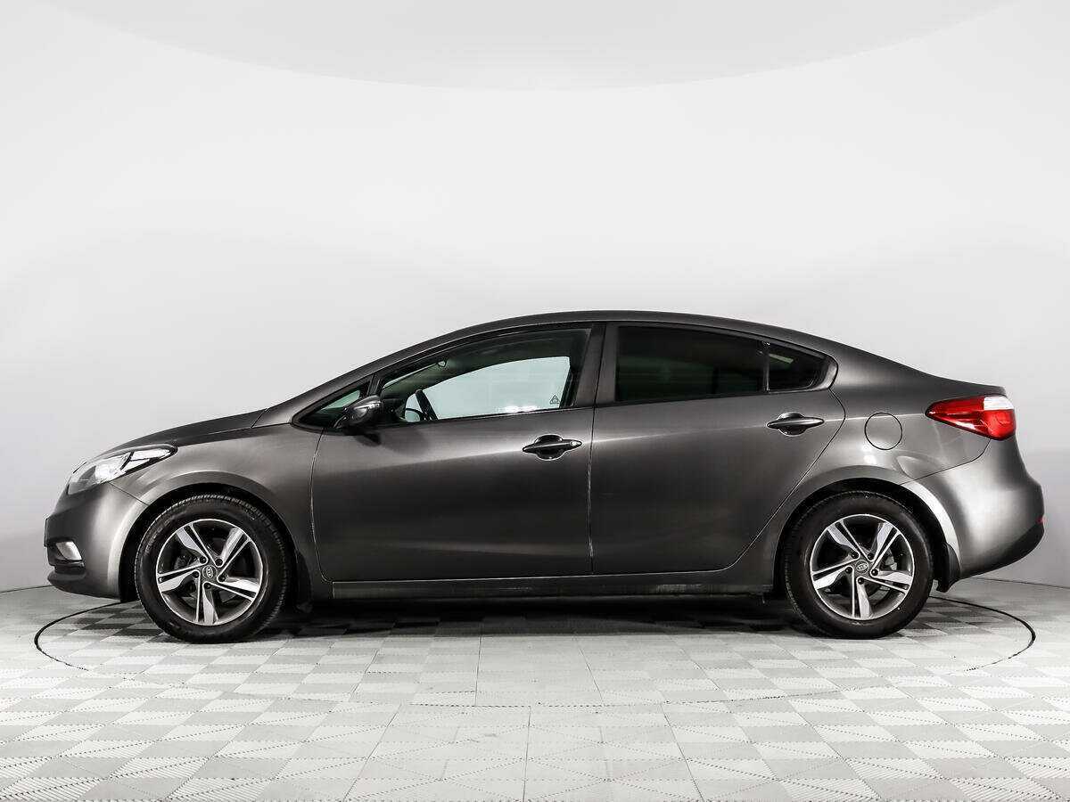 Kia Cerato с пробегом — 2016 год. Фото: #7