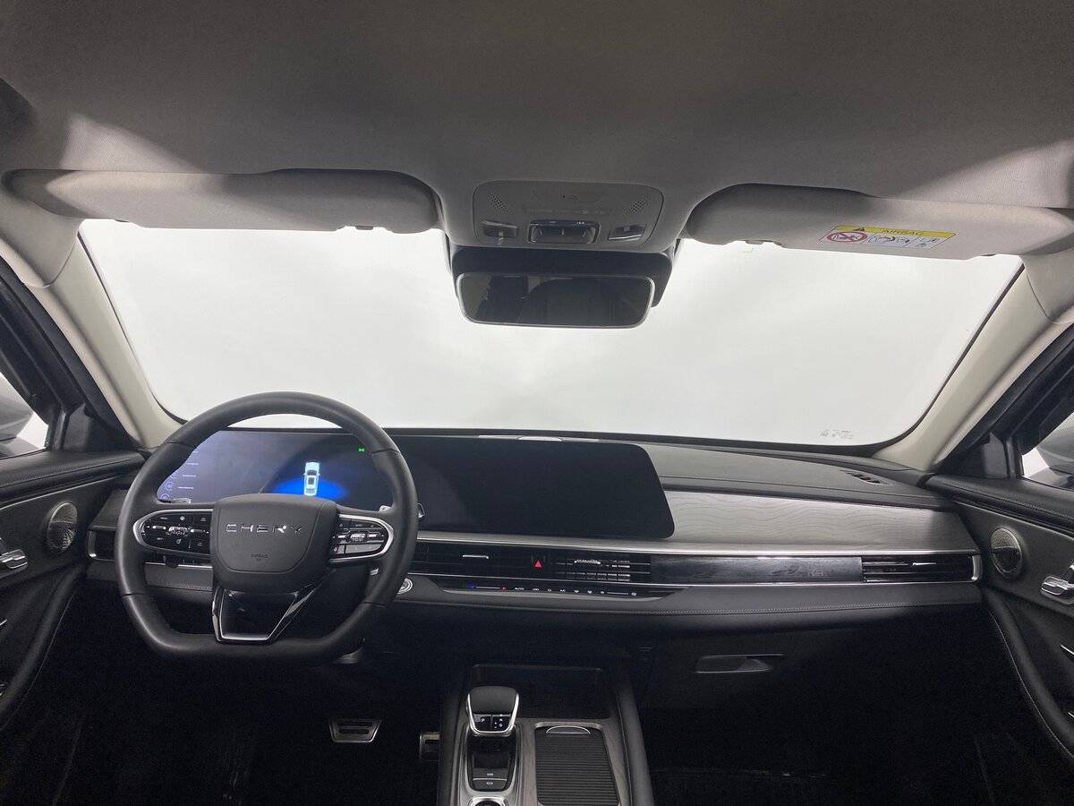 Chery Arrizo 8 с пробегом — 2023 год. Фото: #12