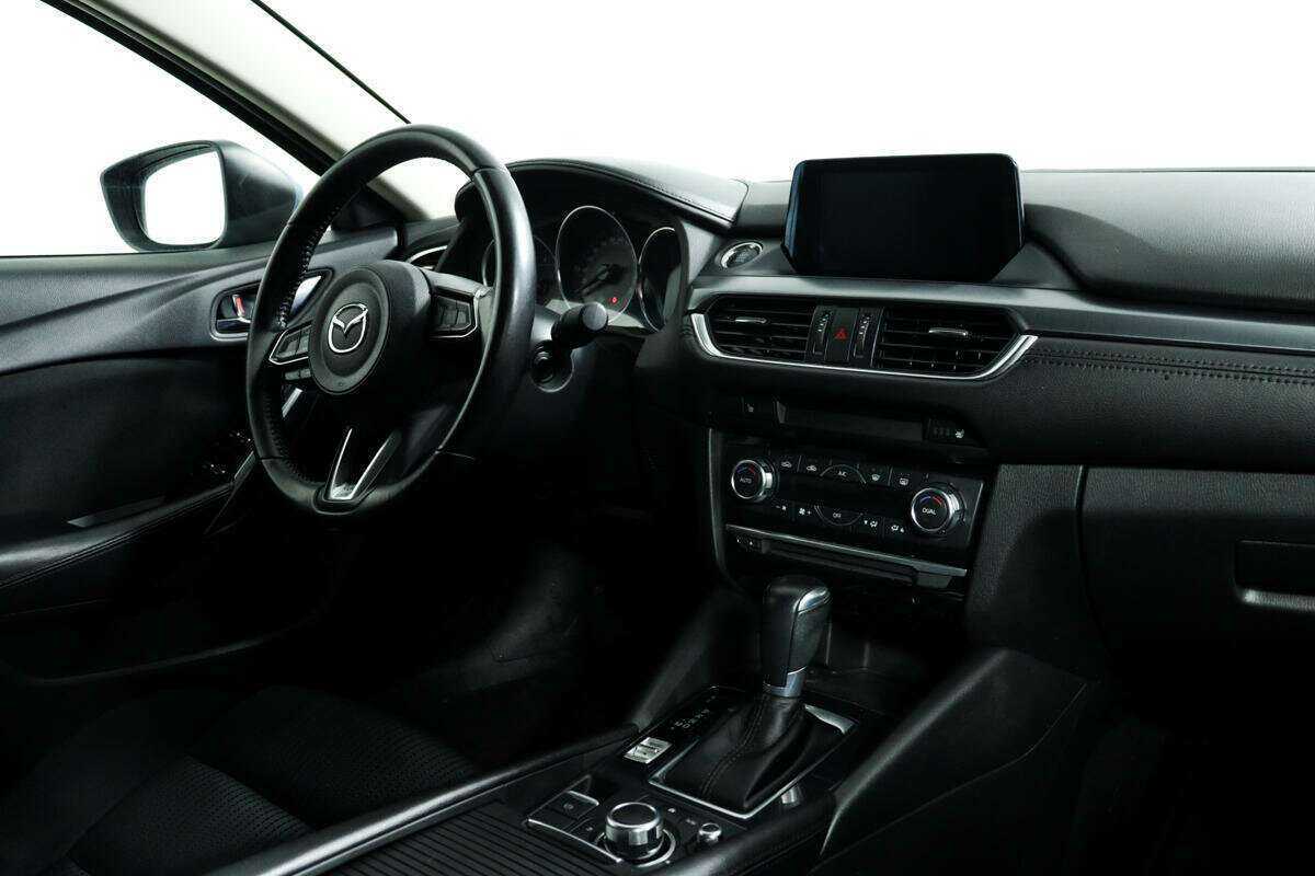 Mazda 6 с пробегом — 2017 год. Фото: #8