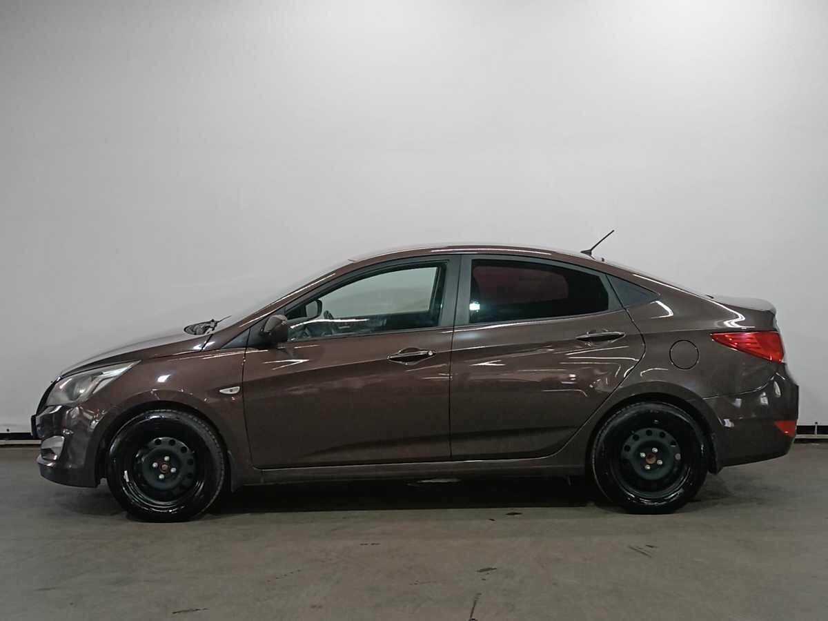 Hyundai Solaris с пробегом — 2016 год. Фото: #7