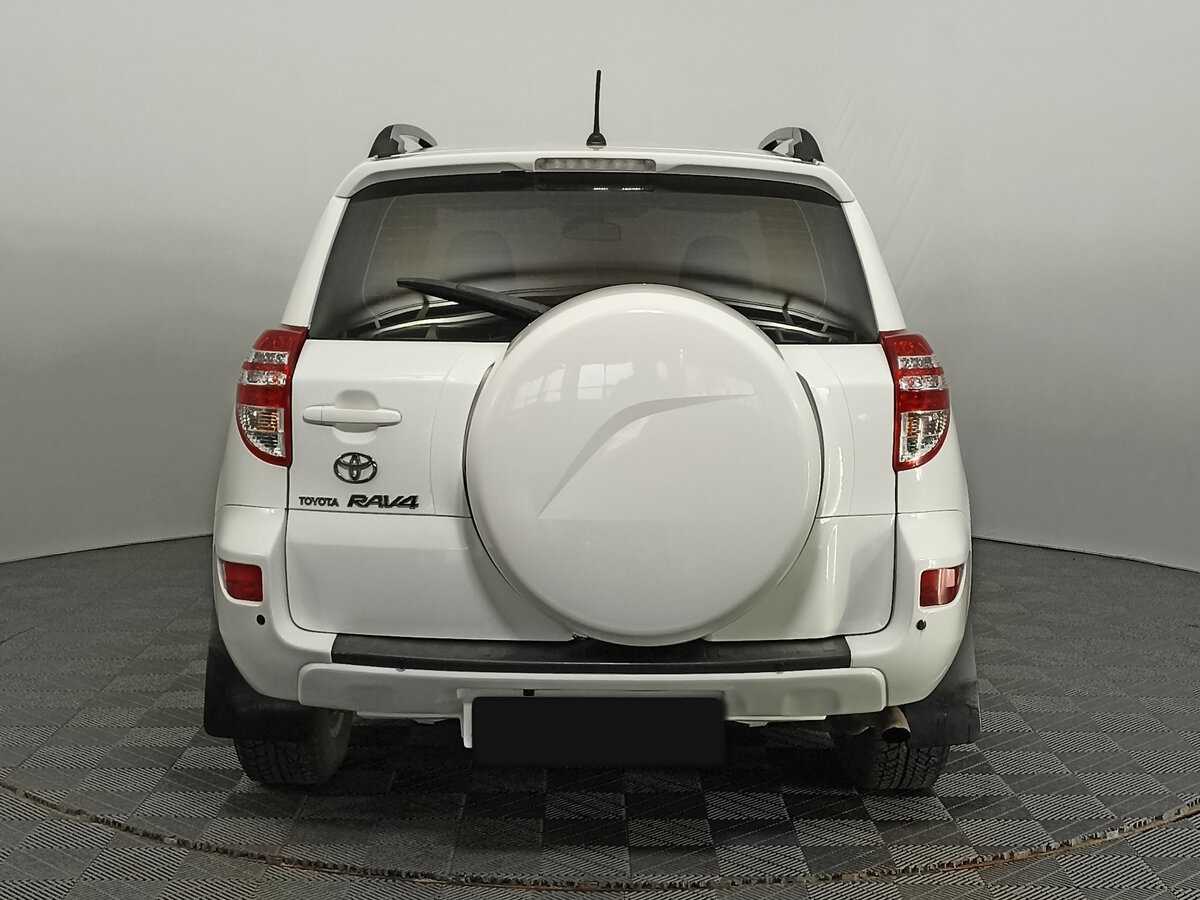 Toyota RAV4 с пробегом — 2012 год. Фото: #4