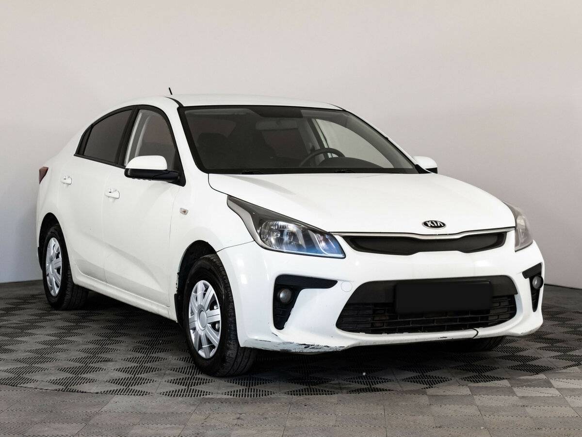 Kia Rio с пробегом — 2017 год. Фото: #2