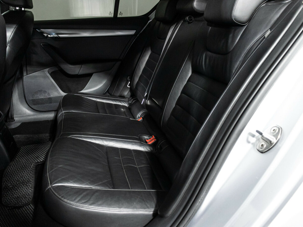 Skoda Octavia с пробегом — 2013 год. Фото: #8