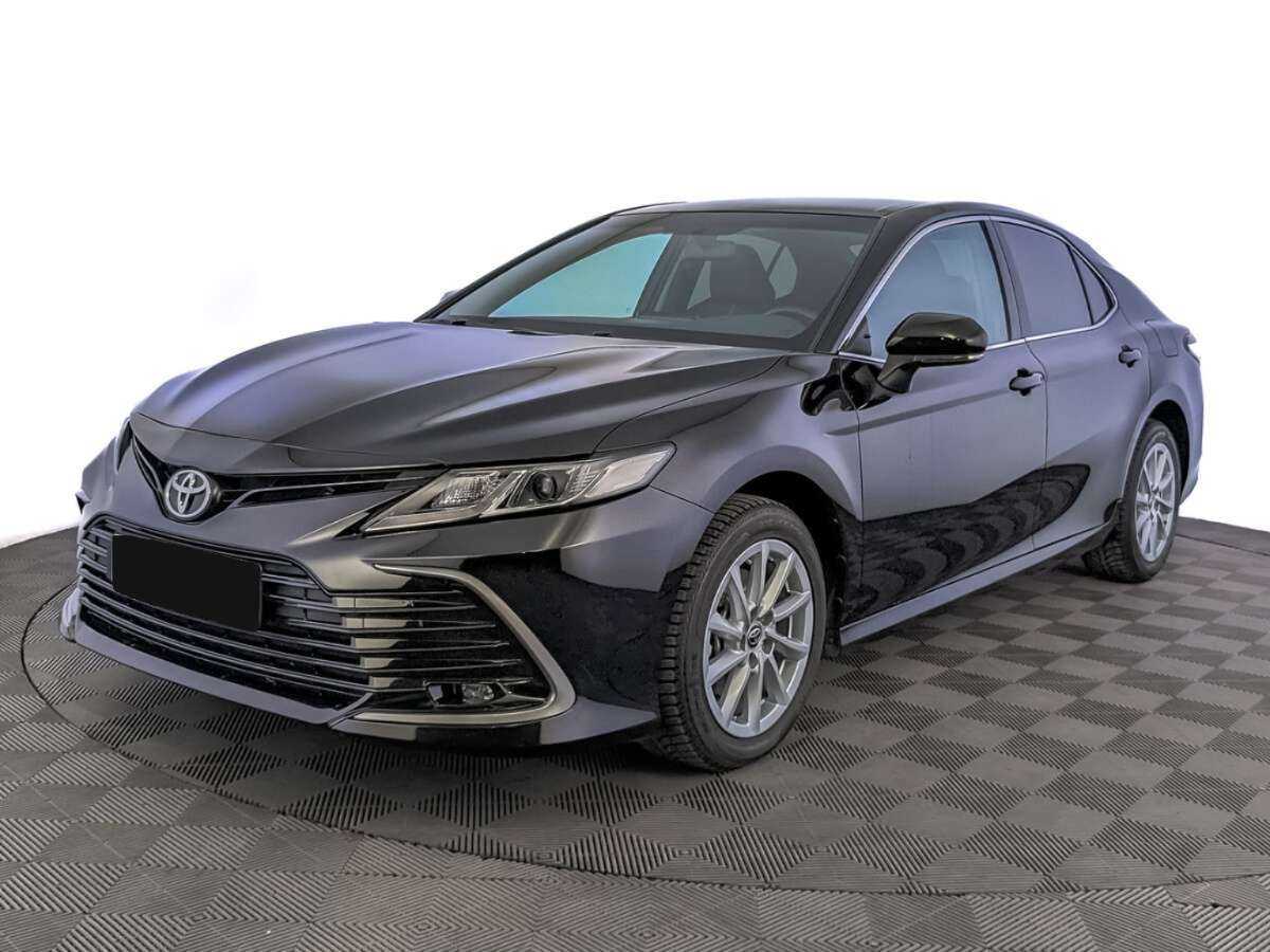 Toyota Camry с пробегом — 2021 год. Фото: #0