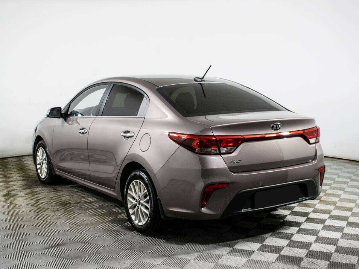 Kia Rio с пробегом — 2017 год. Фото: #5