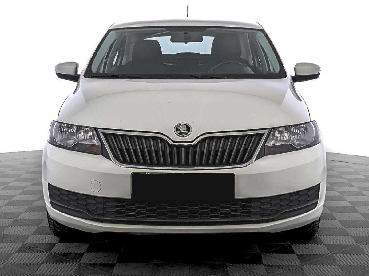 Skoda Rapid с пробегом — 2018 год. Фото: #1