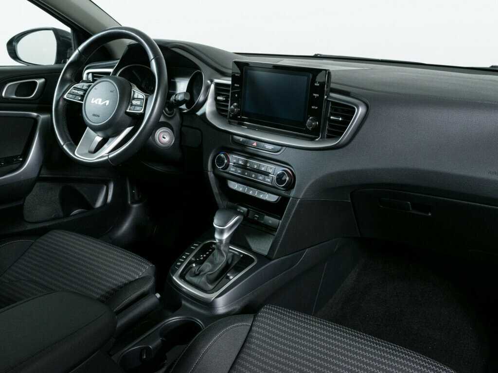 Kia Ceed с пробегом — 2022 год. Фото: #7