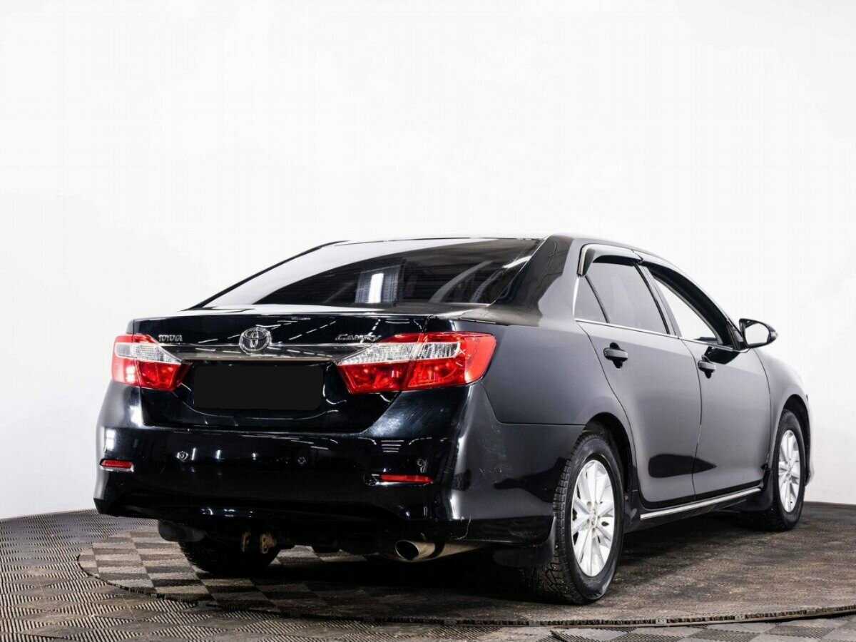 Toyota Camry с пробегом — 2012 год. Фото: #5