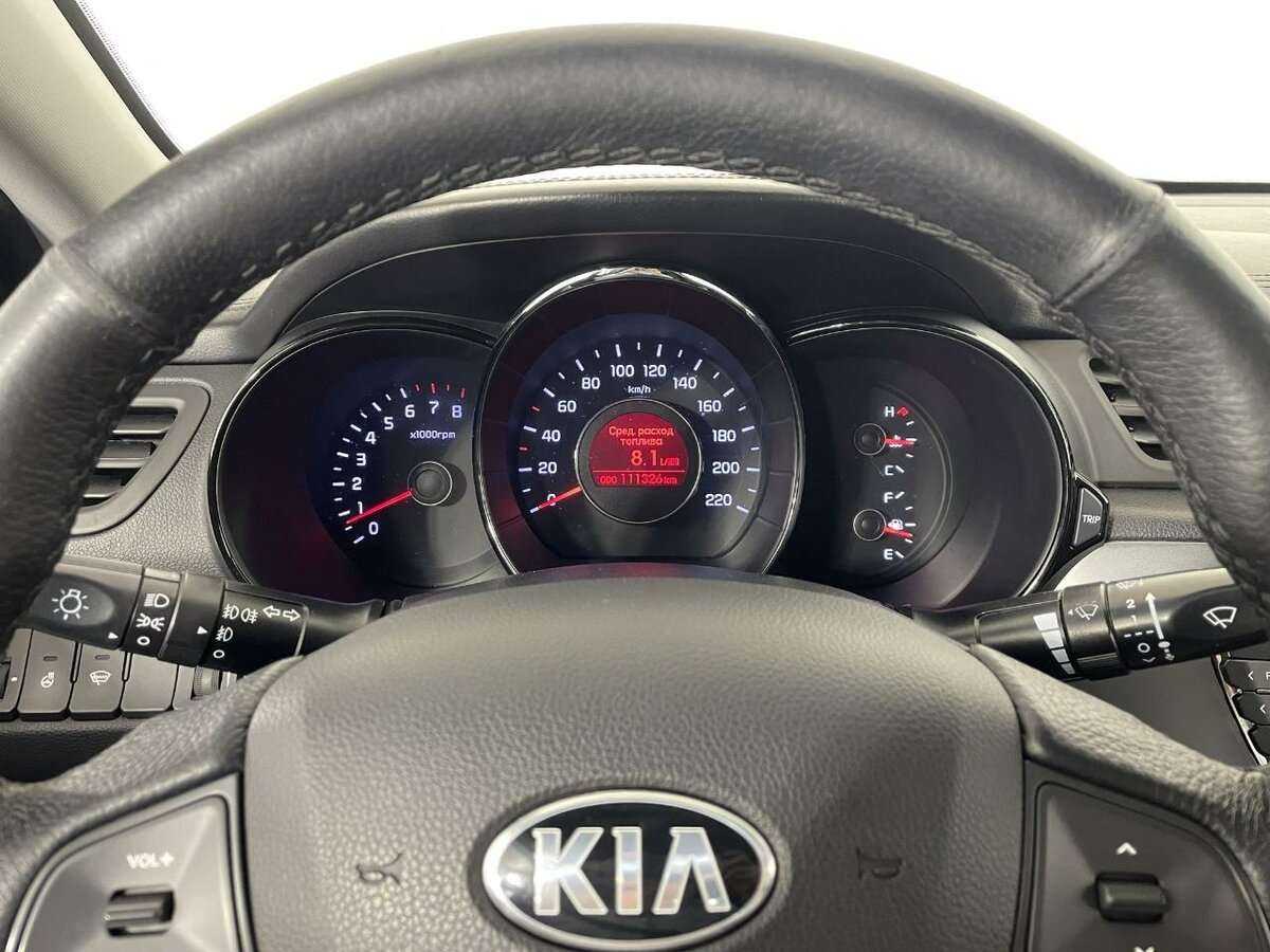 Kia Rio с пробегом — 2013 год. Фото: #10