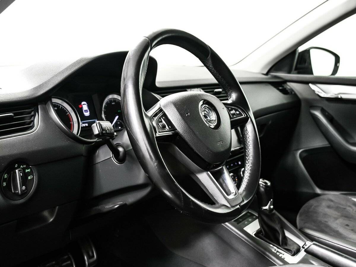 Skoda Octavia с пробегом — 2014 год. Фото: #12