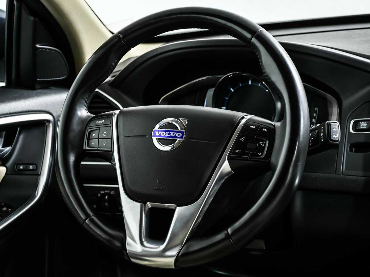Volvo XC60 с пробегом — 2014 год. Фото: #11