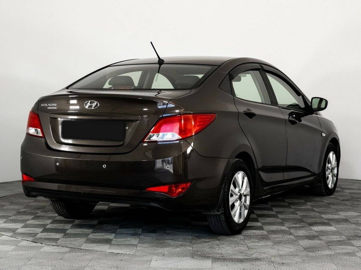 Hyundai Solaris с пробегом — 2016 год. Фото: #3