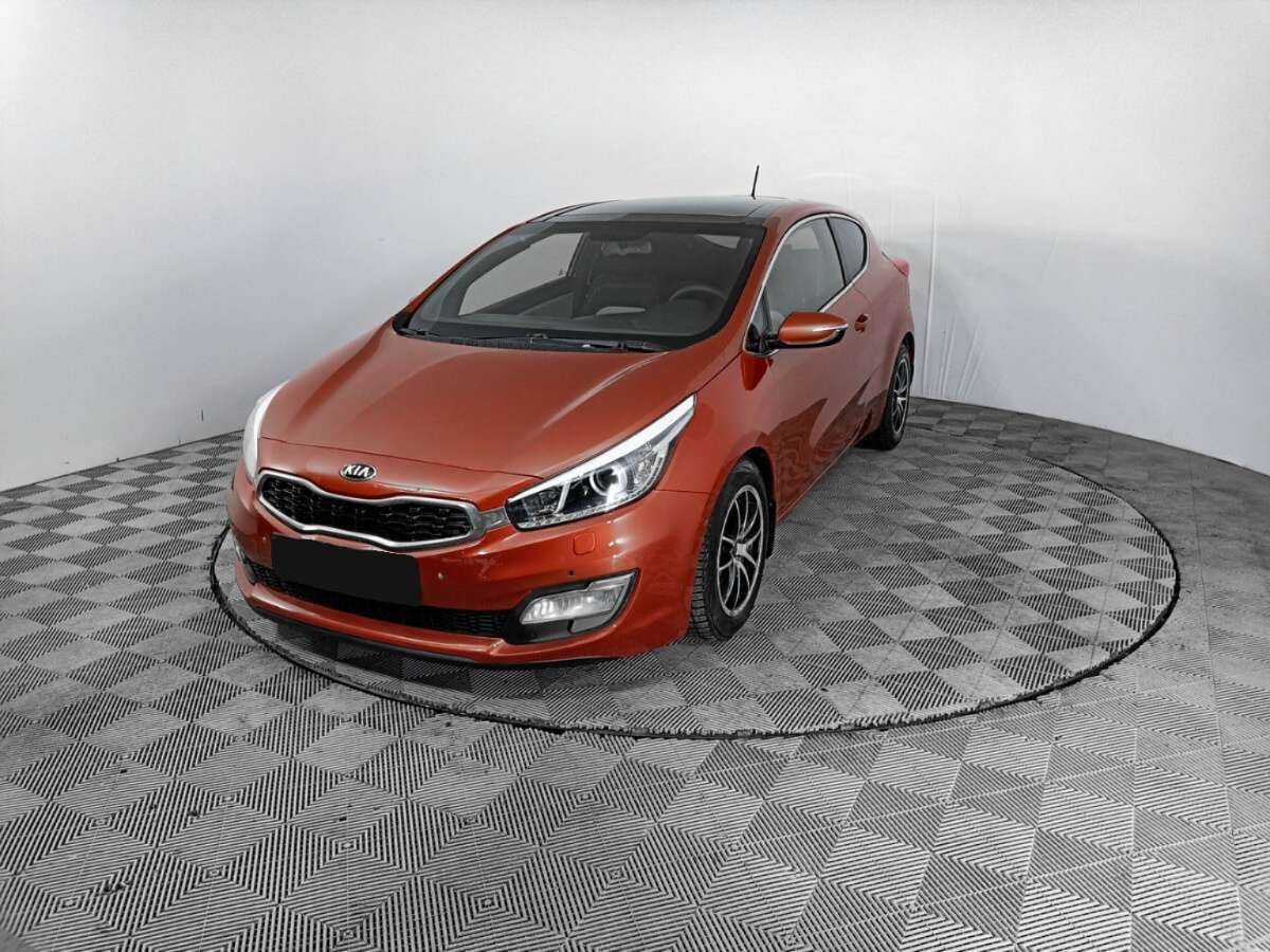Kia Ceed с пробегом — 2013 год. Посмотреть фото