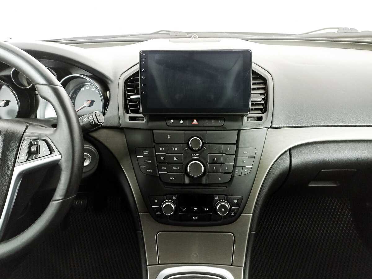 Opel Insignia с пробегом — 2012 год. Фото: #11