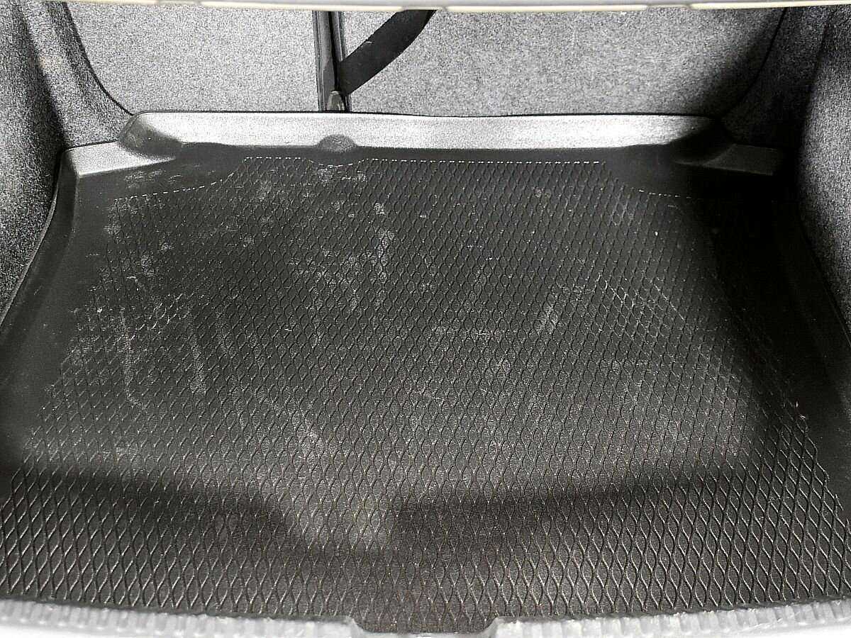 Volkswagen Polo с пробегом — 2020 год. Фото: #15