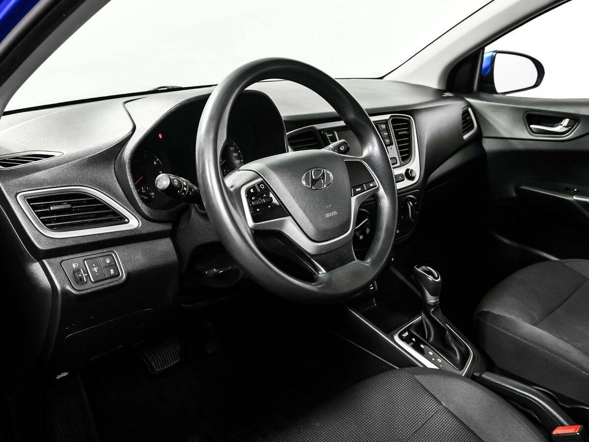 Hyundai Solaris с пробегом — 2017 год. Фото: #11
